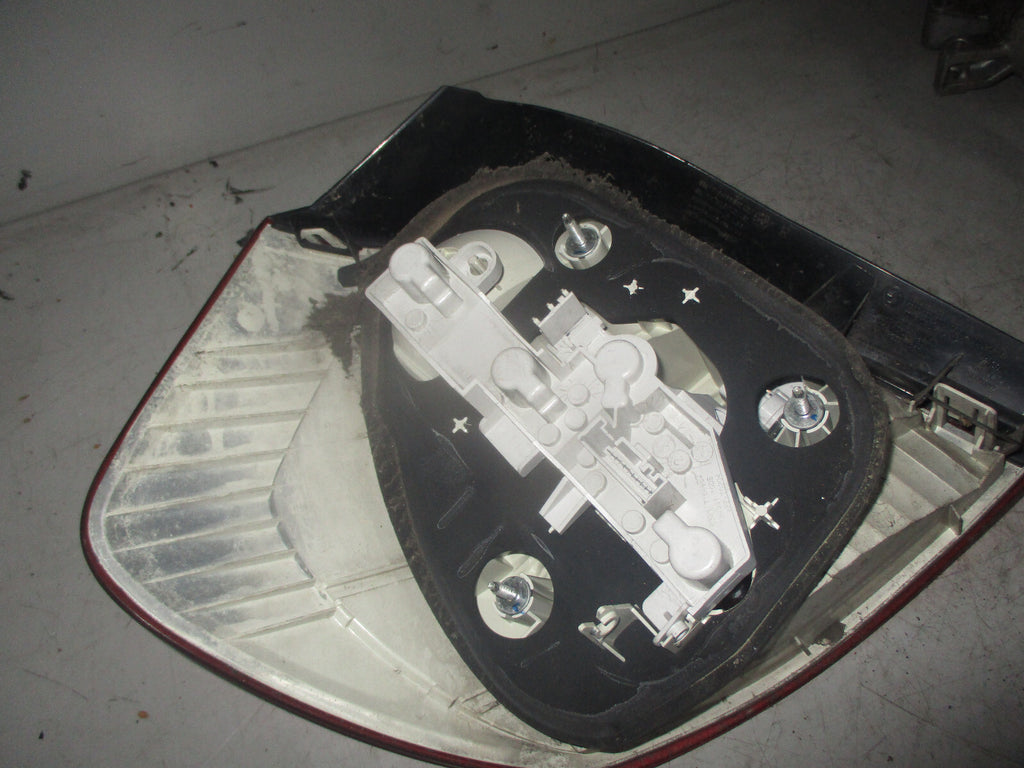 BMW 1 SERIES 2010 E87 OSR DRIVER SIDE REAR LIGHT