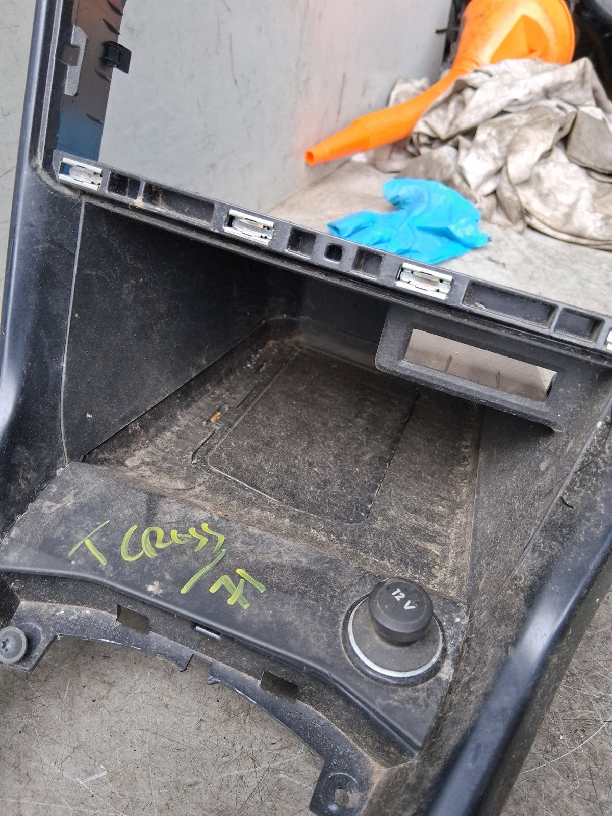 2021 VW VOLKSWAGEN T CROSS GEAR LEVER CENTRE CONTROL CONSOLE 2GM857925