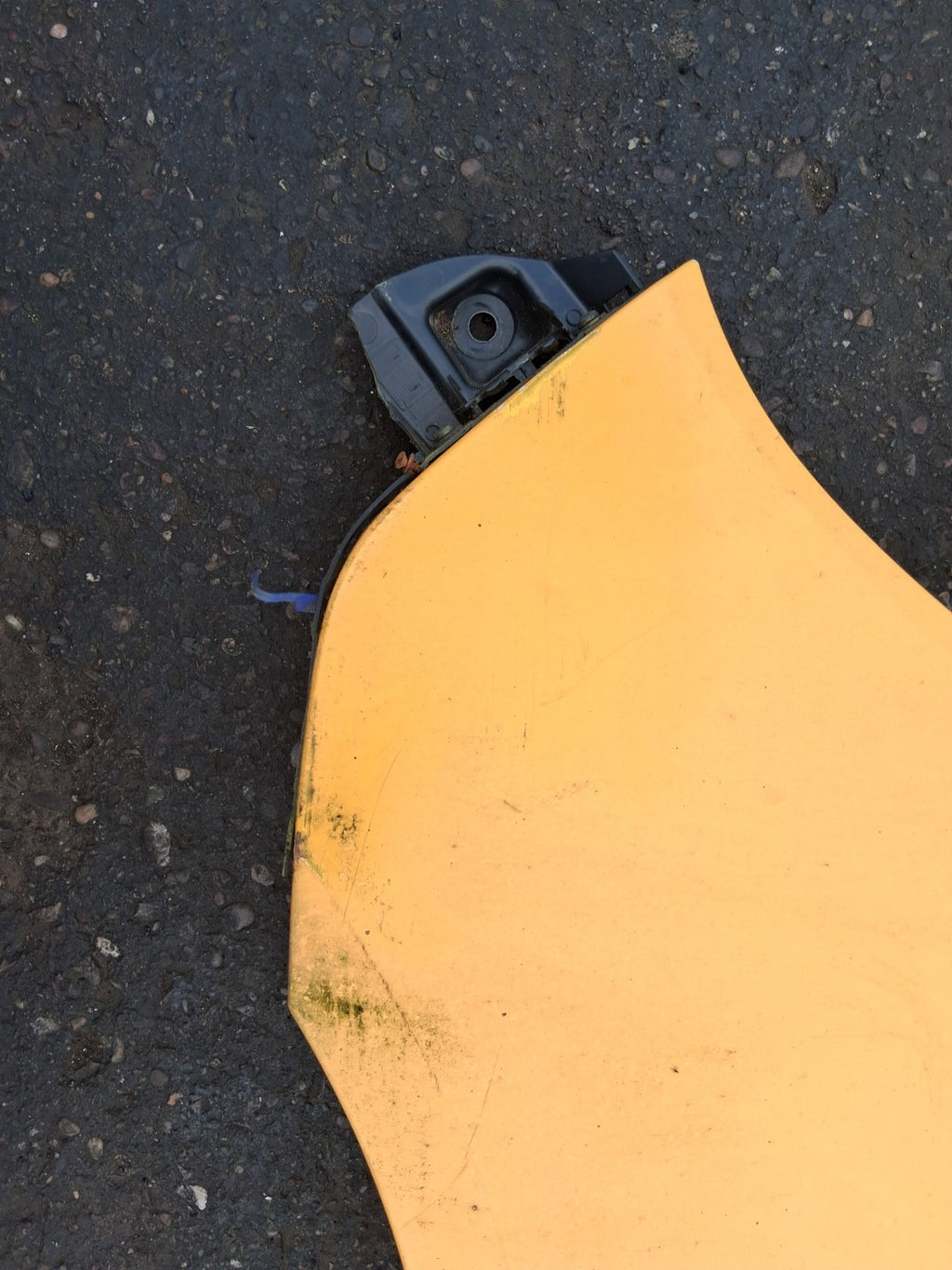 2019 MERCEDES SPRINTER W907 NSF PASSENGER SIDE FRONT LEFT WING PANEL ORANGE