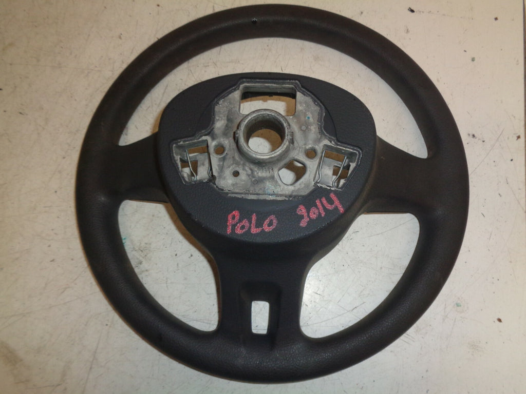 VW VOLKSWAGEN POLO 2014 6R 1.2 PETROL 3 SPOKE STEERING WHEEL 6R04190910