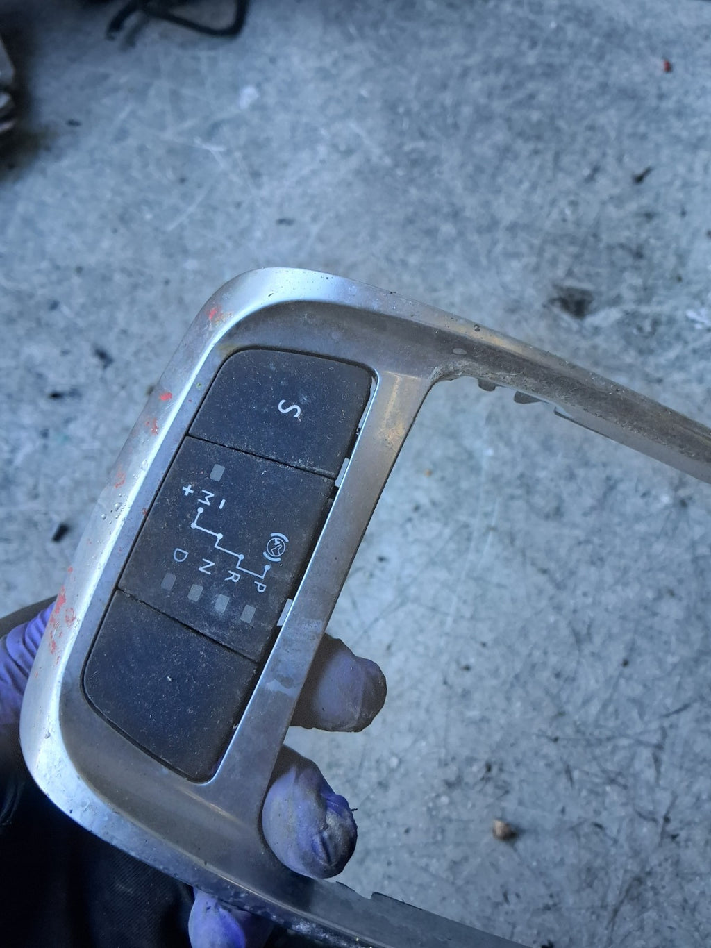 2018 CITROEN C3 MK3 AUTO GEAR DISPLAY & SURROUND TRIM 98181932ZD