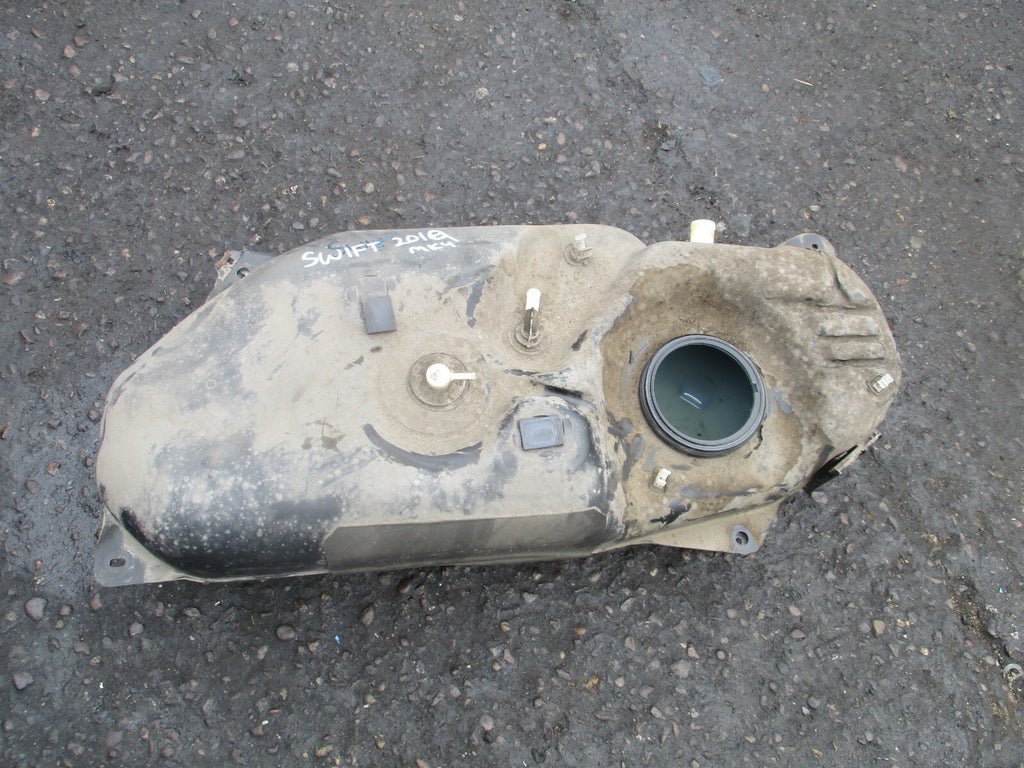 SUZUKI SWIFT MK4 2019 1.2 PETROL FUEL TANK RESERVOIR 8910152R0