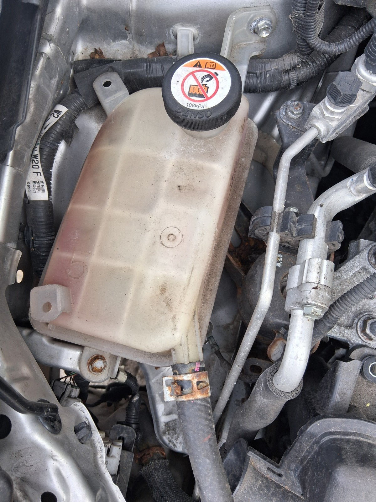 2018 TOYOTA PRIUS V PLUS XW40 1.8 HYBRID ELECTRIC COOLANT EXPANSION TANK