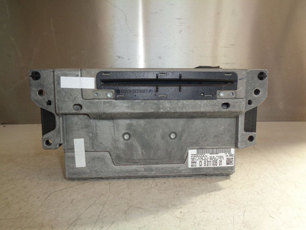 BMW 5 SERIES F10 2012 HARMAN SATNAV CD PLAYER HEAD UNIT 9311035