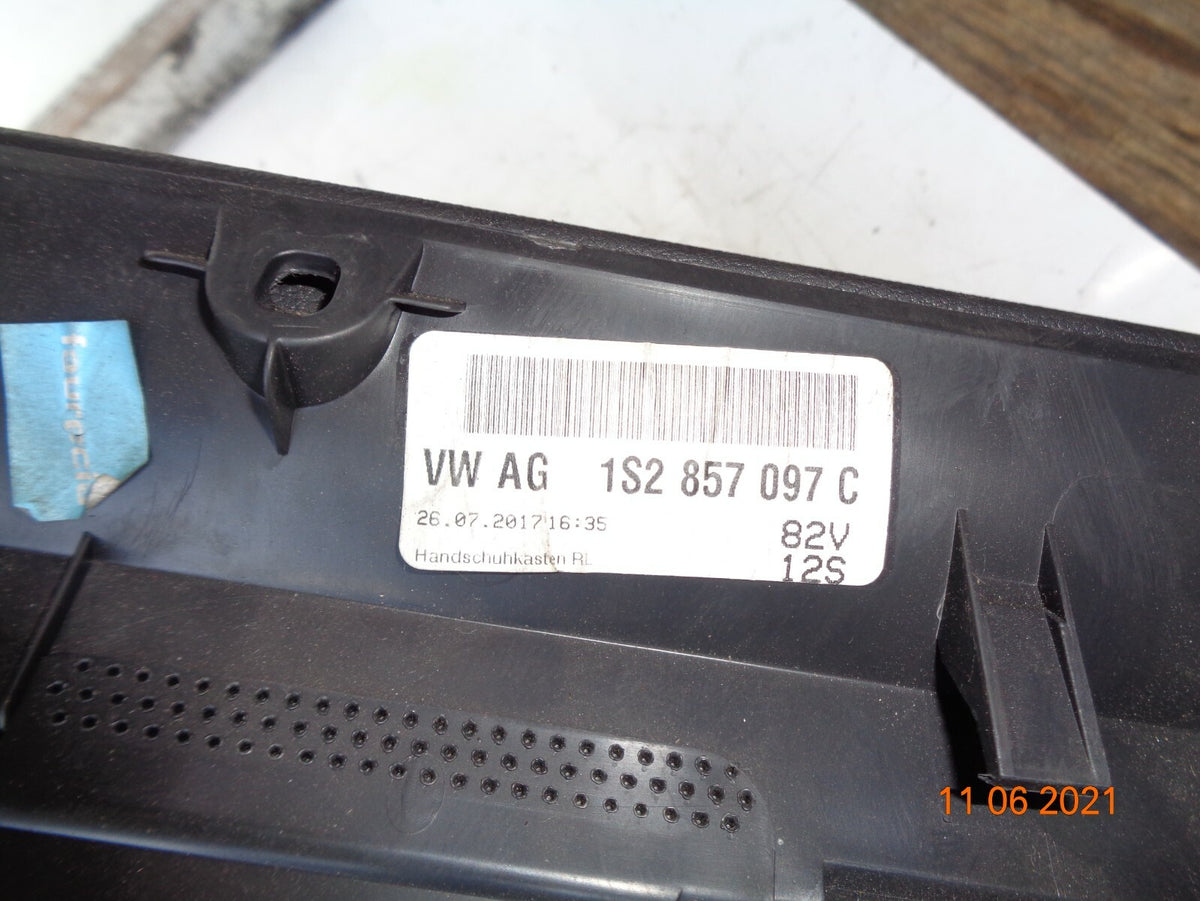 VW VOLKSWAGEN UP 2017 INTERIOR STORAGE COMPARTMENT GLOVE BOX GLOVEBOX