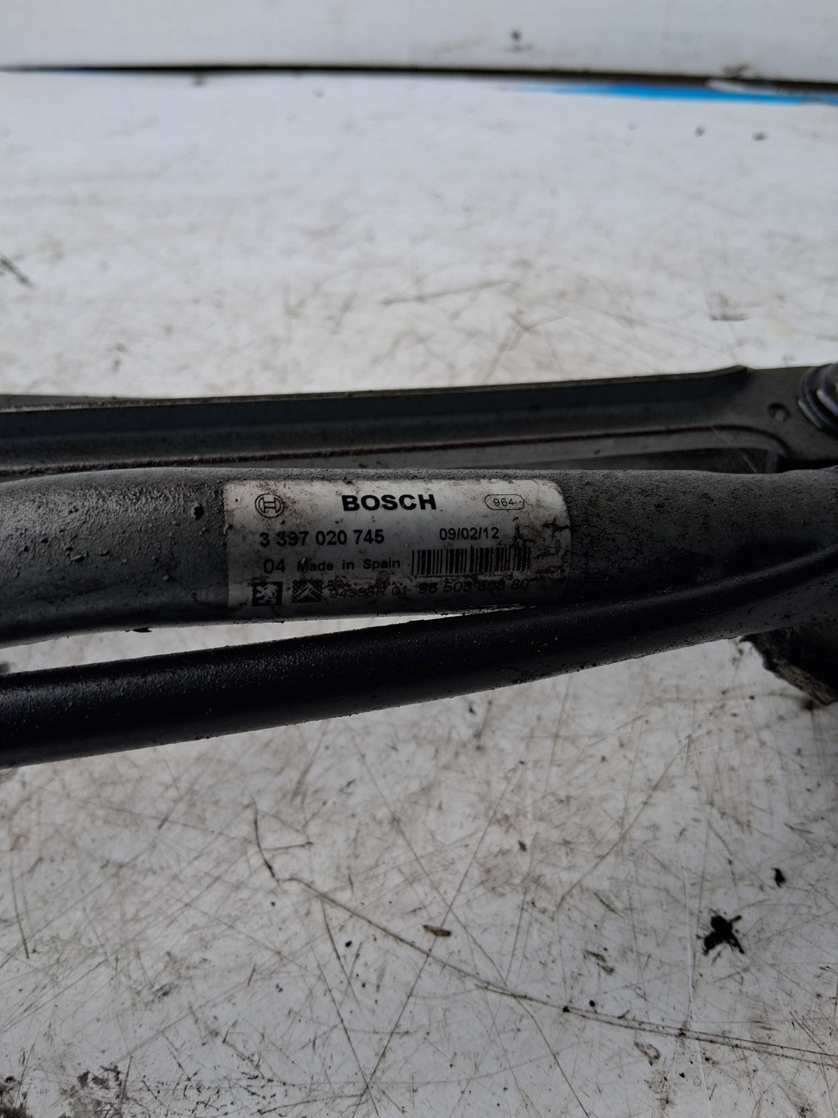 2009 PEUGEOT 107 FRONT WINDSCREEN WIPER MOTOR MECHANISM 3397020745
