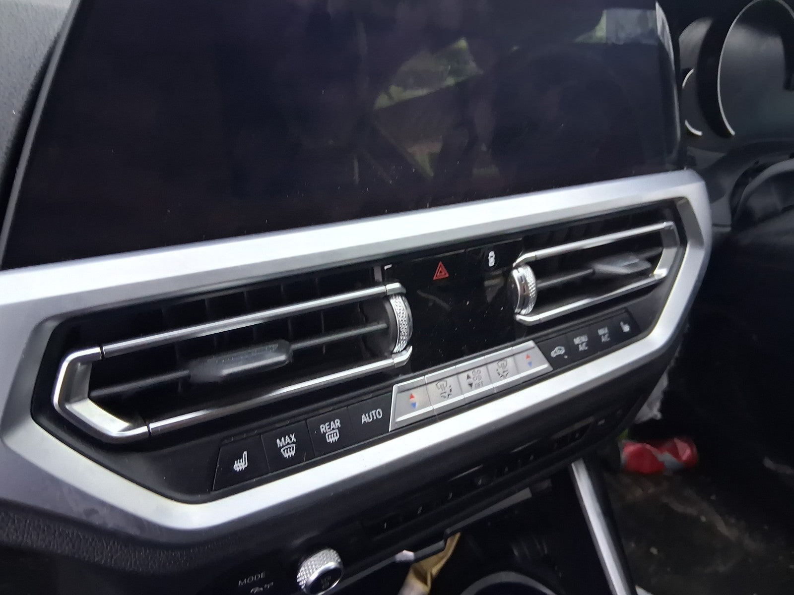 2019 BMW 3 SERIES SALOON G20 DASHBOARD AIR VENT AND GRILLE HEATED SEATS