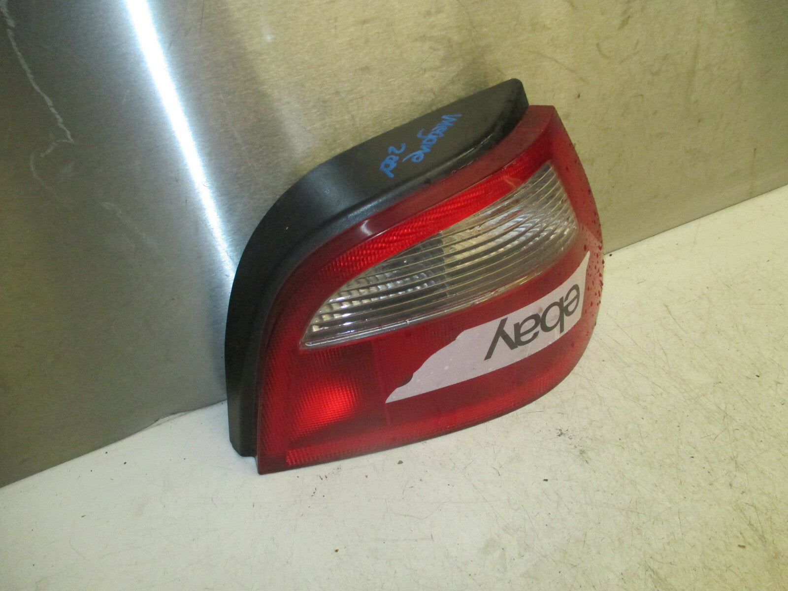 RENAULT MEGANE 2001 OSR DRIVER SIDE REAR TAIL LIGHT