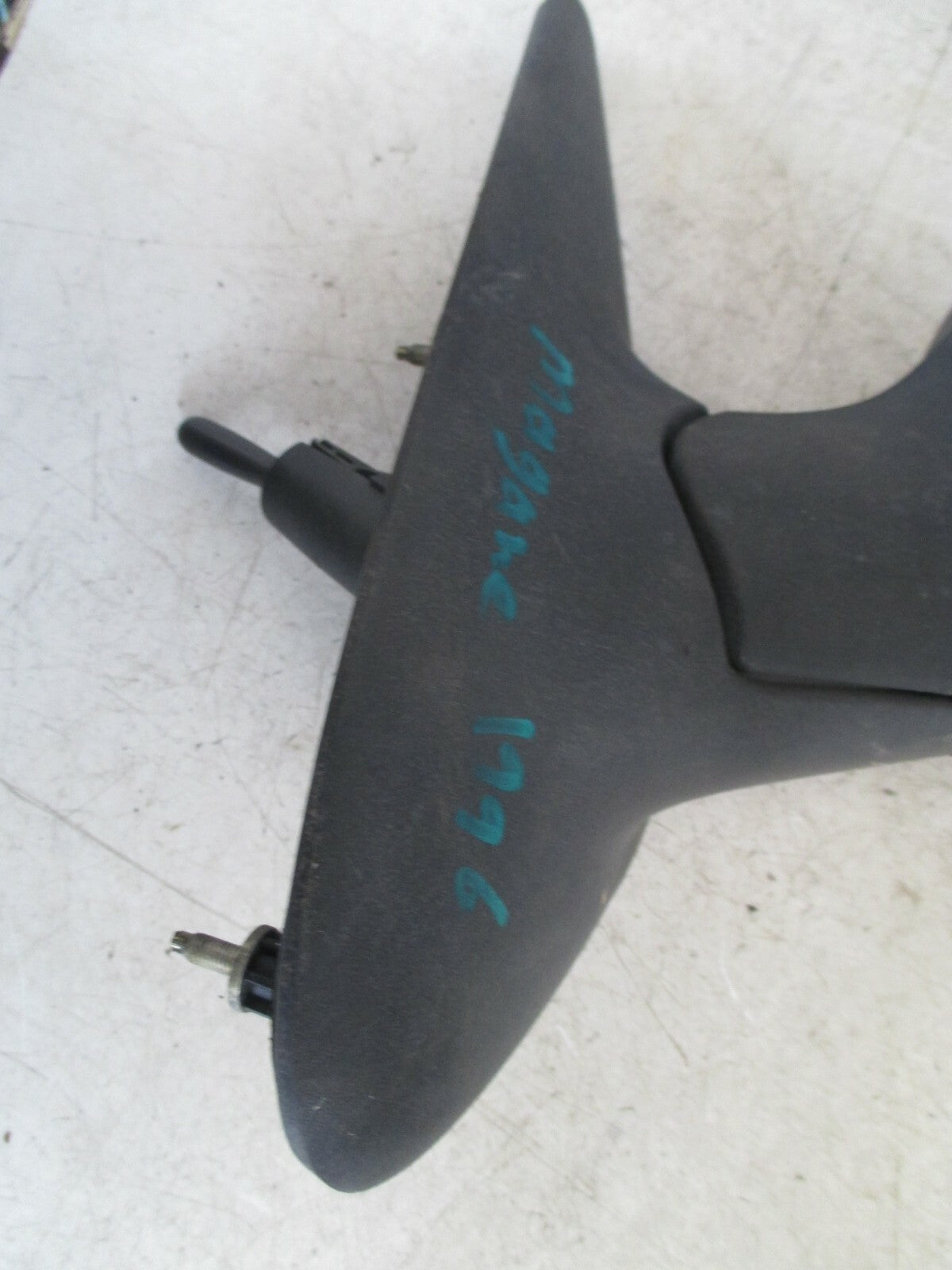 RENAULT MEGANE 1996 MK1 NSF PASSENGER SIDE WING MIRROR E2018011
