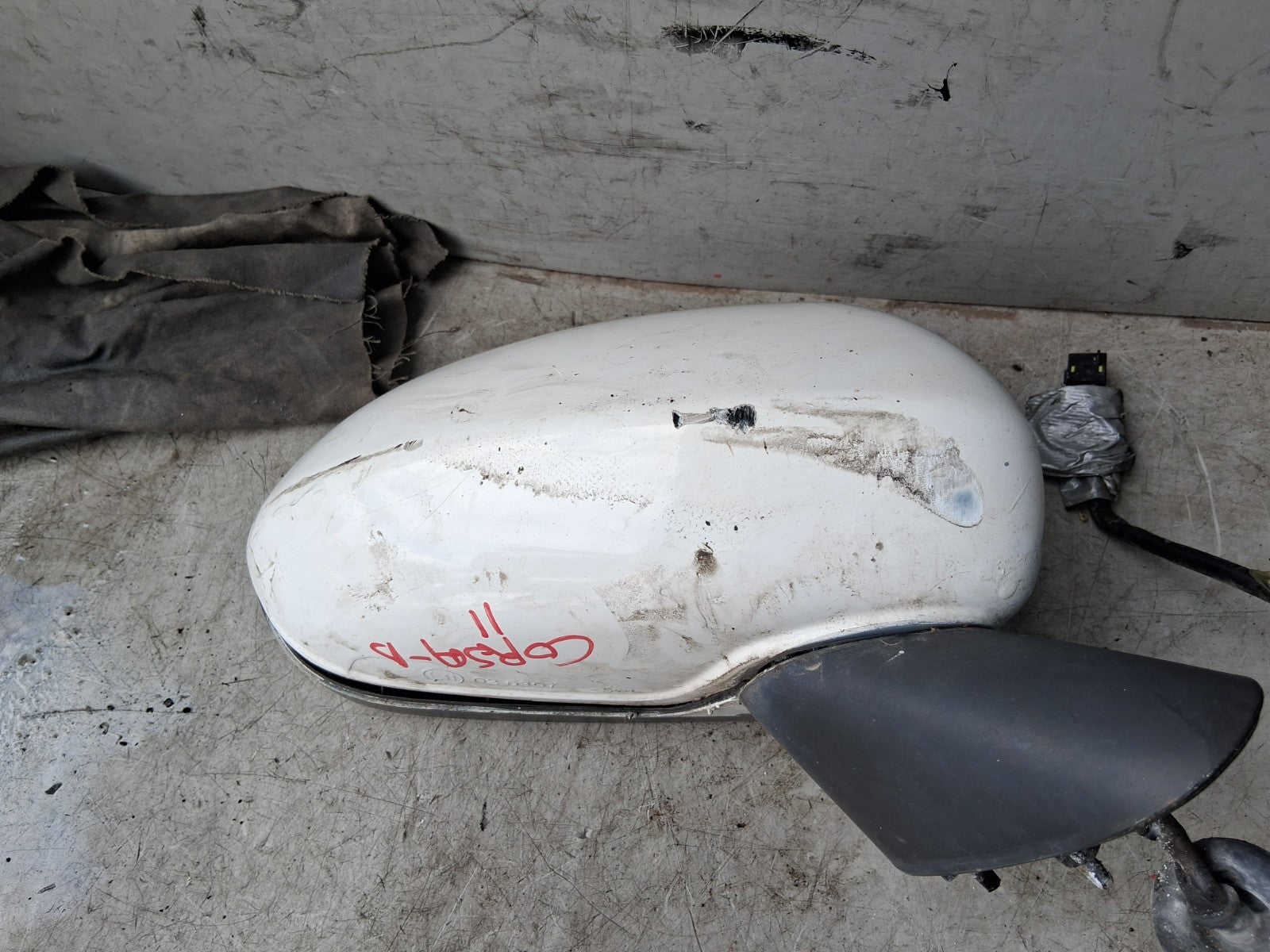 VAUXHALL CORSA D 2011 OSF DRIVER SIDE FRONT RIGHT WING MIRROR 468435664