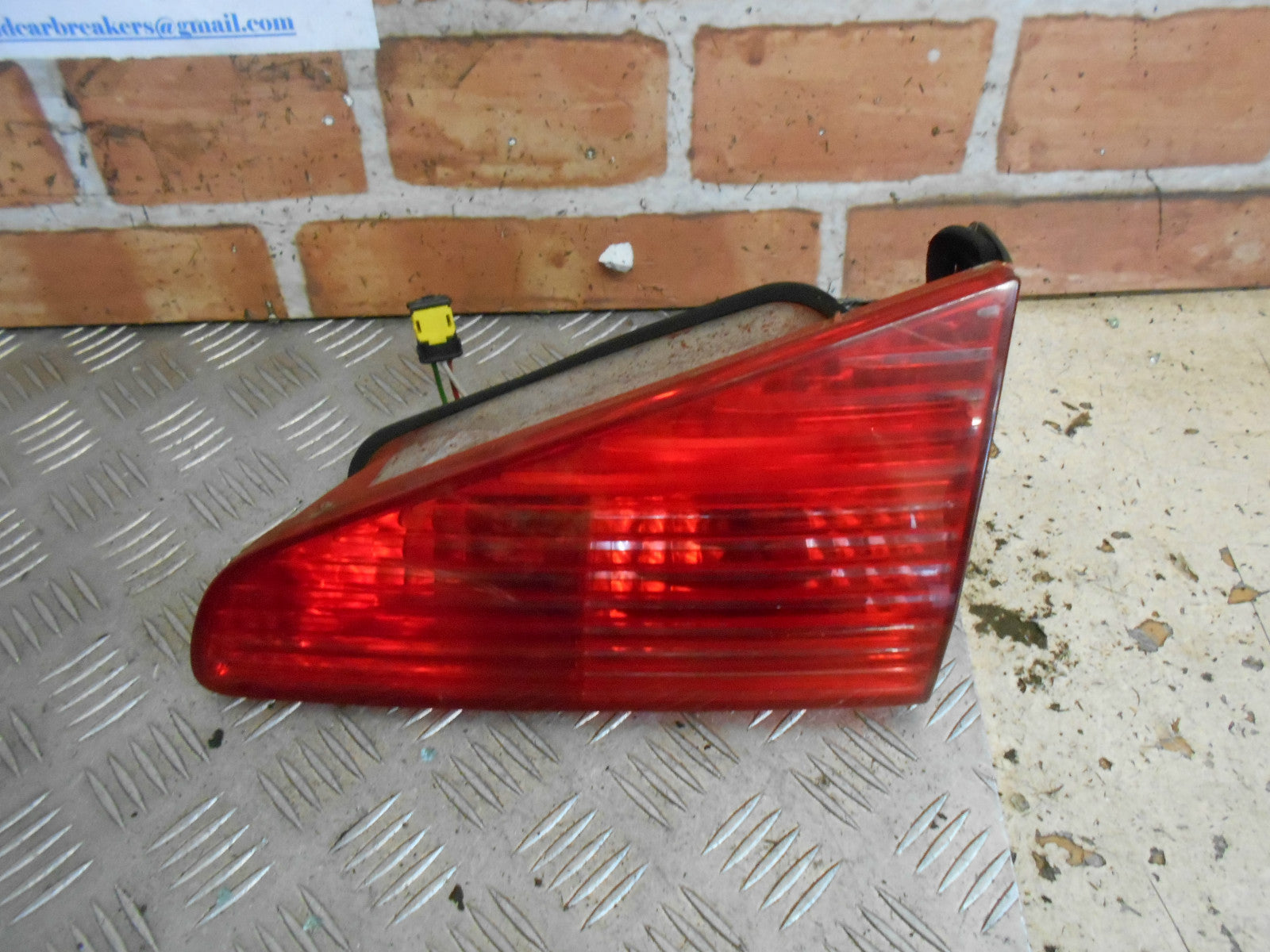 PEUGEOT 607 2004 OSR DRIVER SIDE REAR INNER TAIL LIGHT