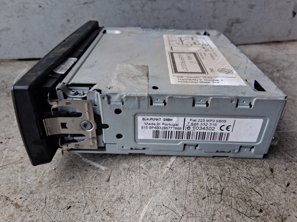 2010 FIAT DOBLO MK1 RADIO STEREO CD PLAYER HEAD UNIT 7646332316