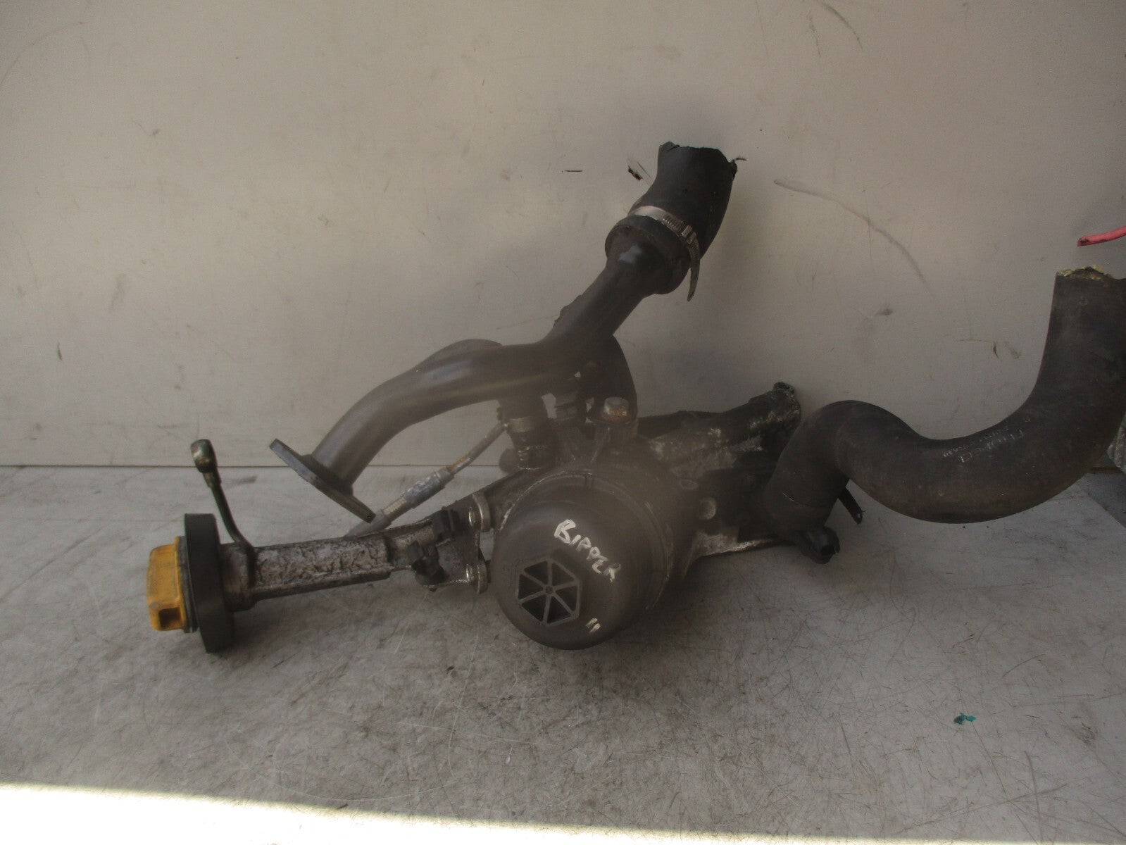 2015 PEUGEOT BIPPER 1.3 DIESEL OIL FILTER HOUSING 55238286