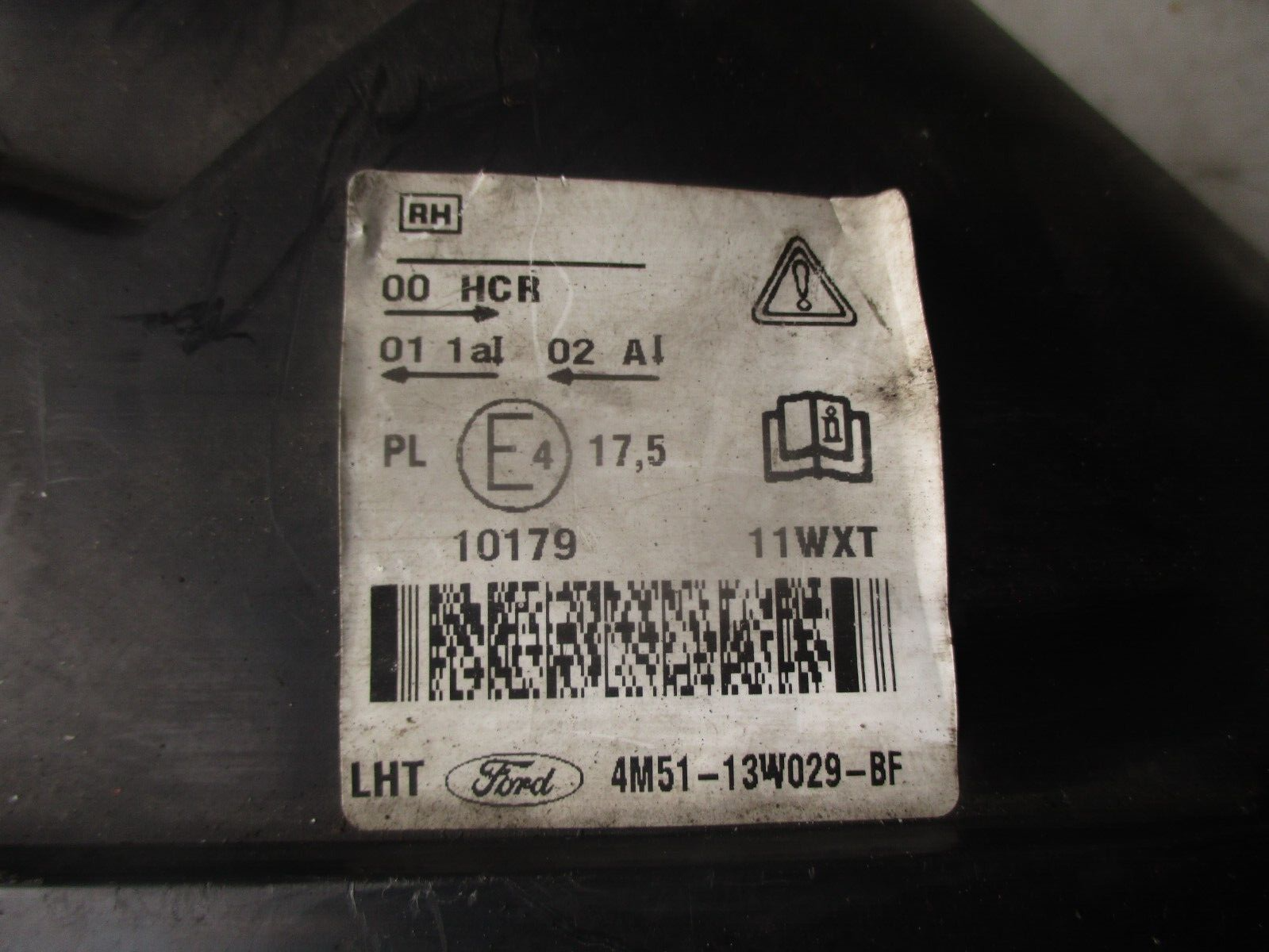 2007 FORD FOCUS MK2 OSF DRIVER SIDE FRONT HEADLIGHT HEADLAMP UNIT   4M5113W029BF