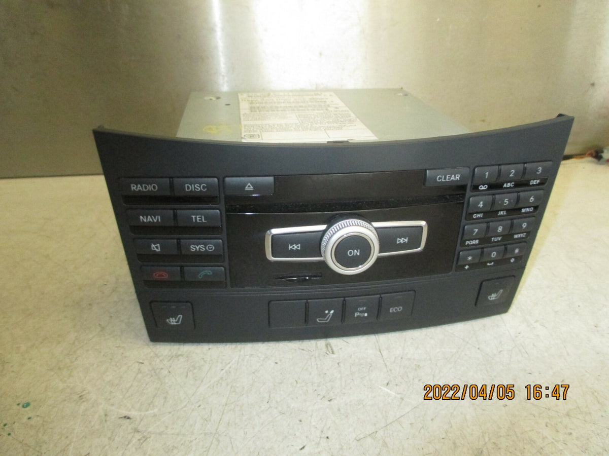 MERCEDES BENZ E CLASS 2012 RADIO CD PLAYER STEREO HEAD UNIT A2129005514