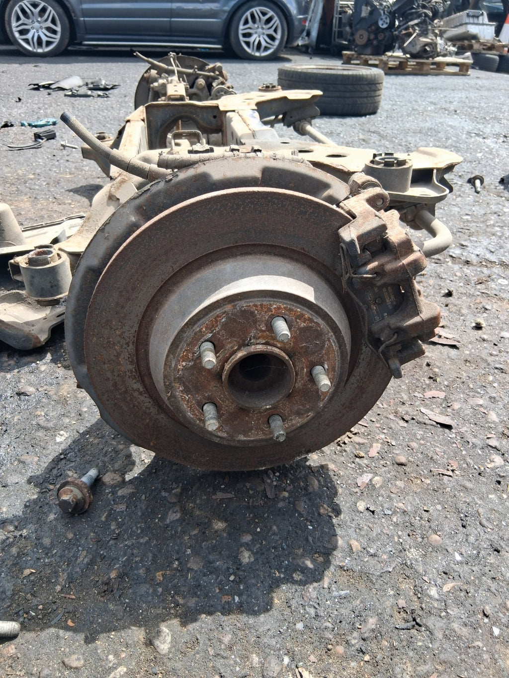 2017 FORD MONDEO MK5 HATCHBACK REAR COMPLETE AXLE DISCS TYPE ASSEMBLY