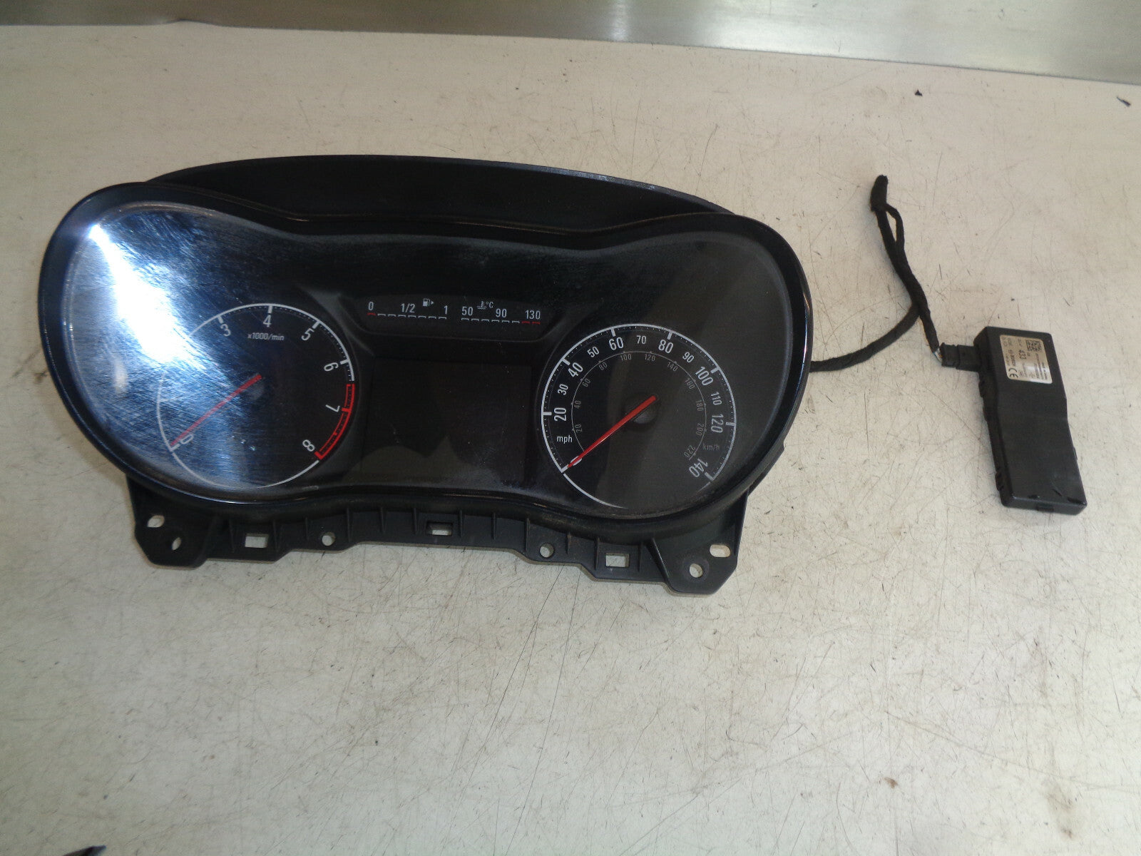VAUXHALL CORSA E MK4 2018 1.4 PETROL SPEEDO INSTRUMENT CLUSTER CLOCKS 39056370