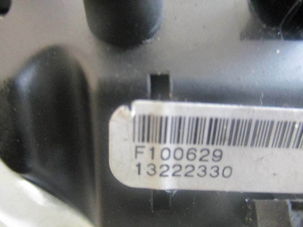 VAUXHALL CORSA D  STEERING WHEEL MULTIFUNCTION VOLUME CONTROLS 13222330