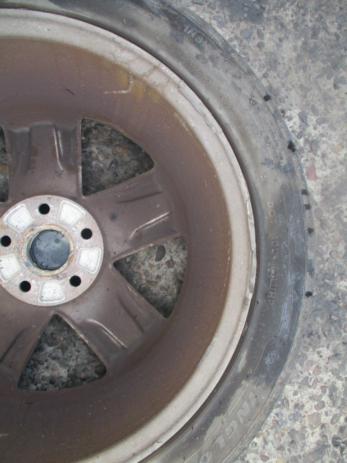 VW VOLKSWAGEN PASSAT 2006 B6 SALOON ALLOY WHEEL WITH 17 INCH TYRE