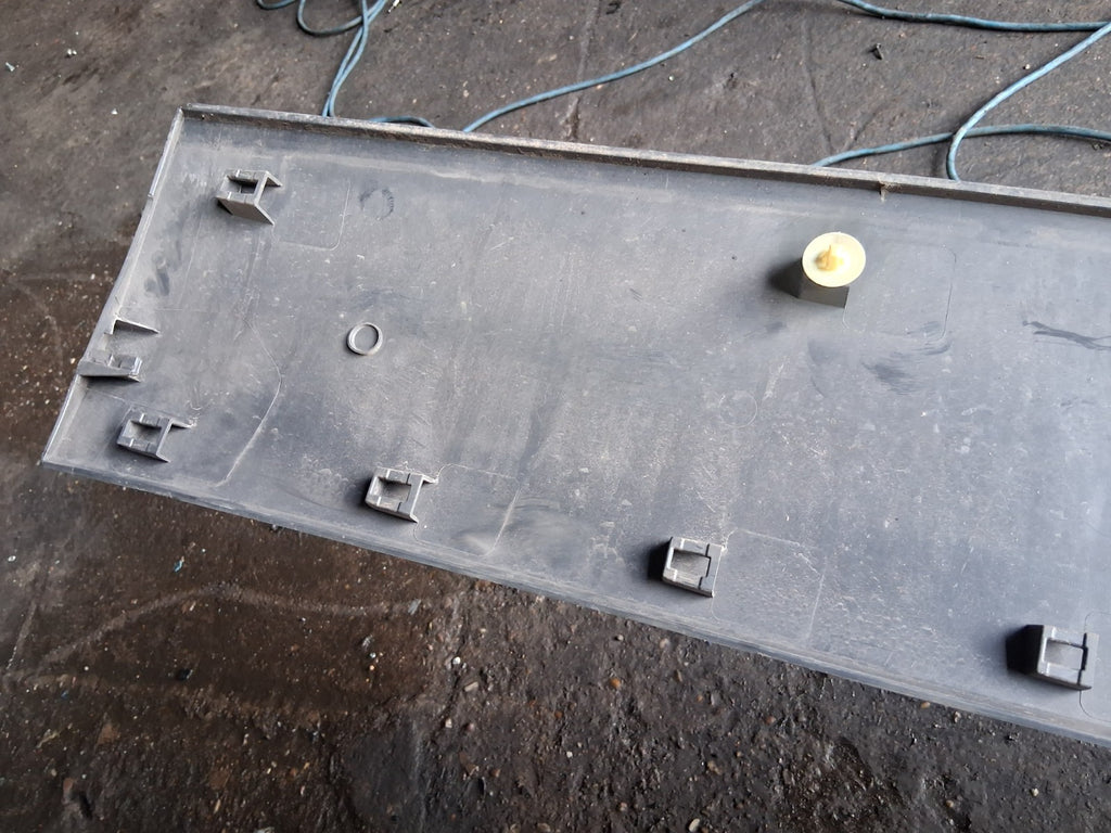 2016 MERCEDES SPRINTER W906 OSF DRIVER SIDE FRONT TRIM MOULDING A9066901000