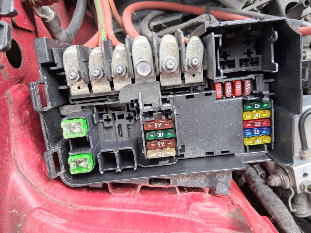 2019 SKODA FABIA MK3 NJ 1.0 PETROL FUSE BOX RELAY BOX