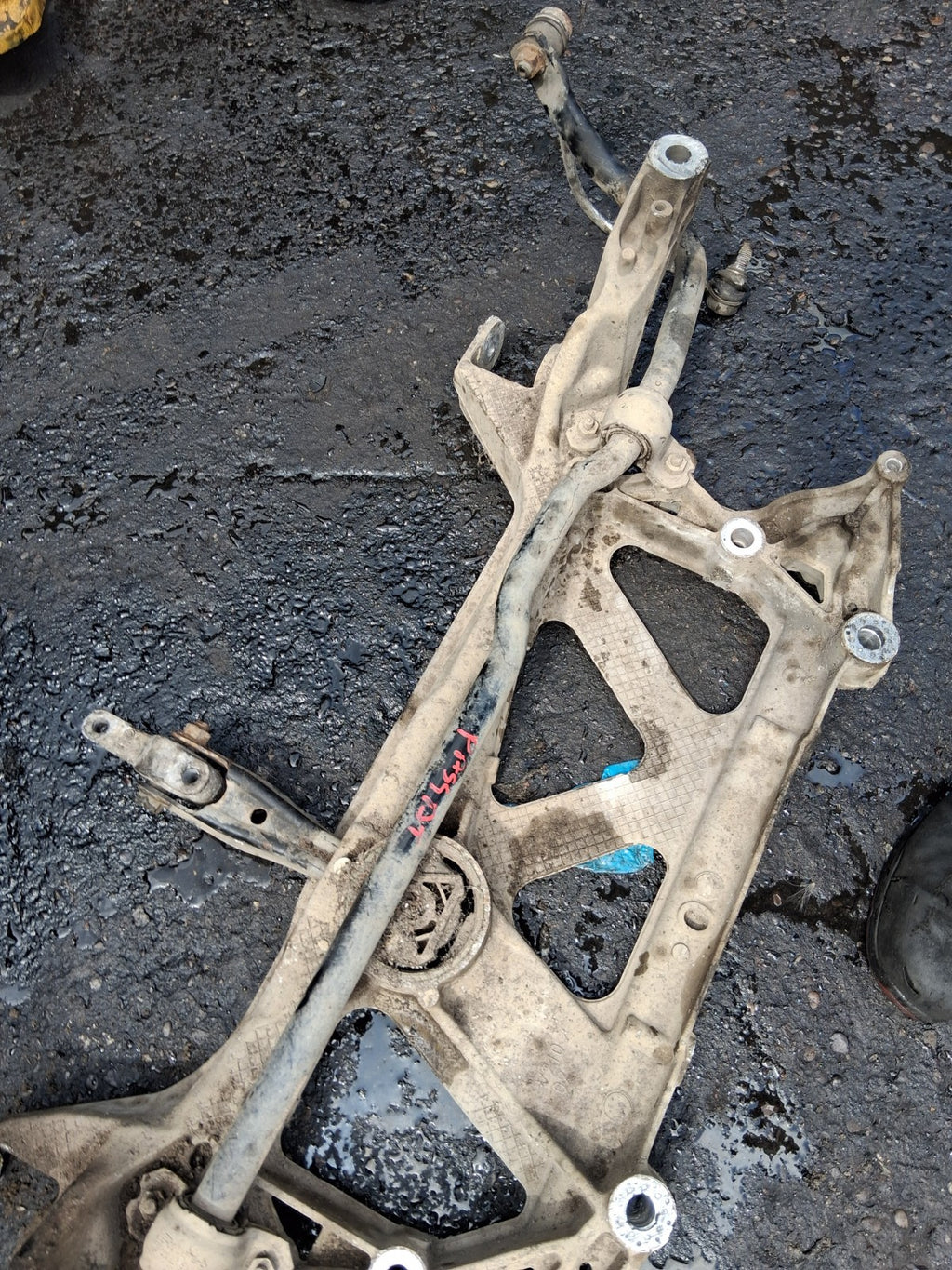 2018 VW VOLKSWAGEN PASSAT B8 1.5 DIESEL FRONT SUBFRAME 3Q0199369E