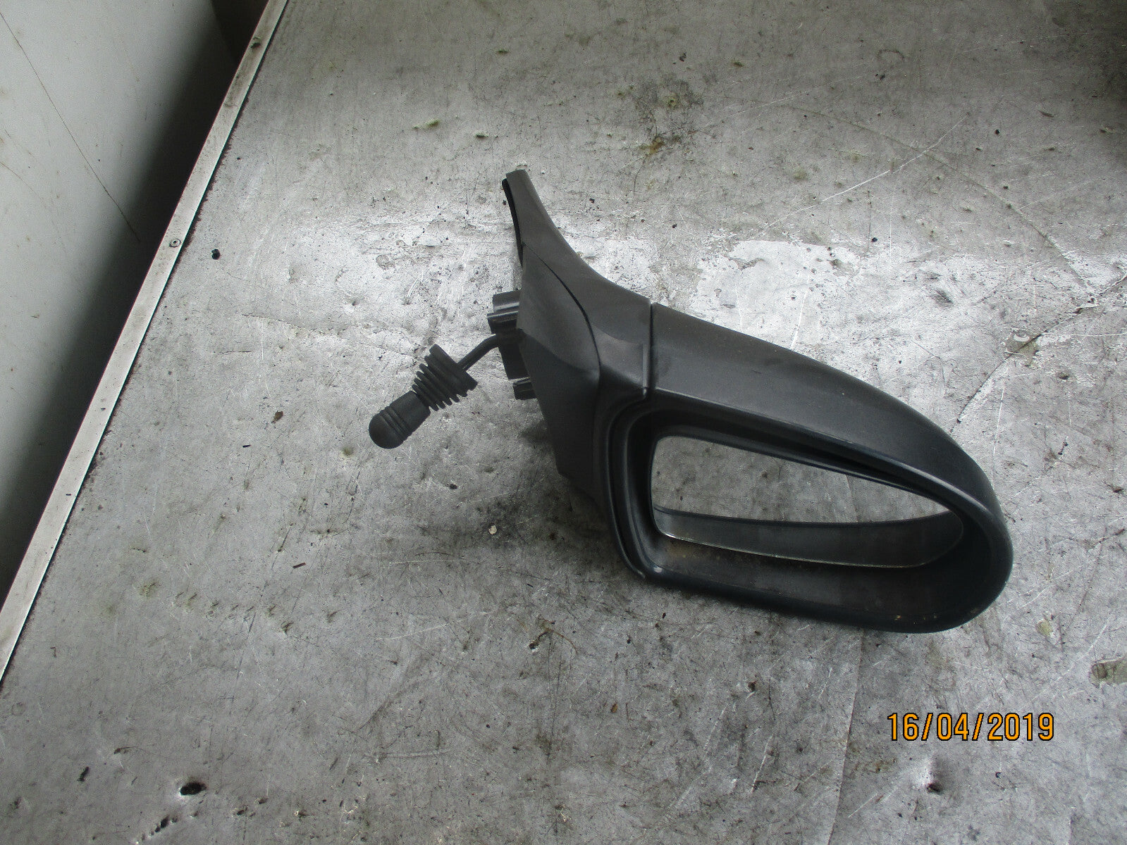 VAUXHALL CORSA B OS DRIVER SIDE MANUAL DOOR WING MIRROR BLACK