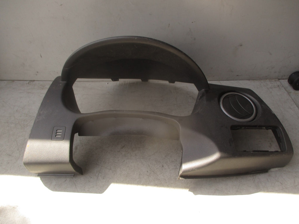 2008 SUZUKI SWIFT SPEEDO SPEEDOMETER DASHBOARD SURROUND TRIM 7331162J0