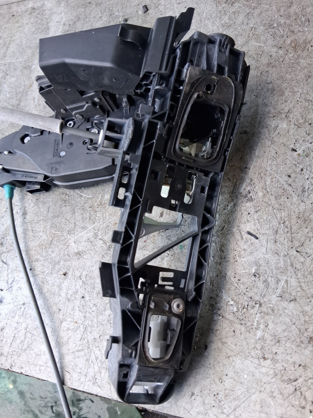 2020 MERCEDES A CLASS W177 OSF DRIVER FRONT DOOR LOCK MECHANISM A0997201802