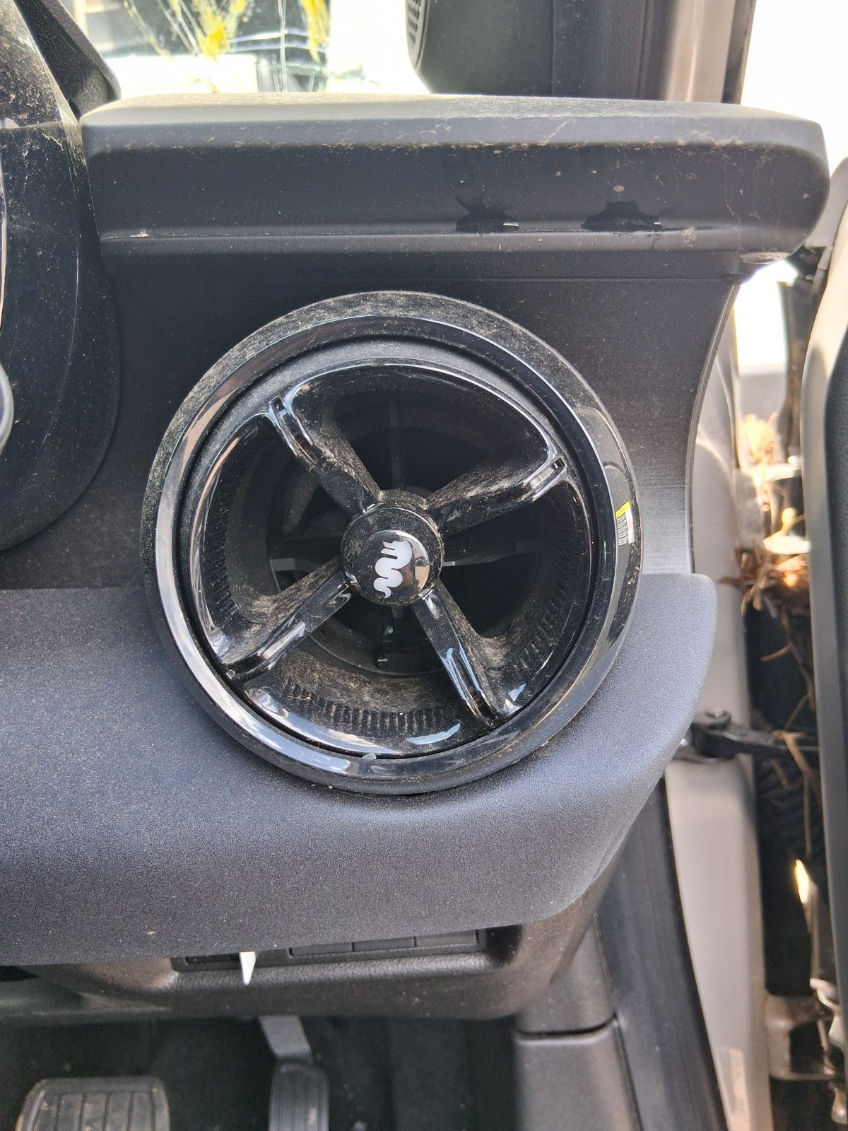 2025 ALFA ROMEO JUNIOR OSF DRIVER SIDE FRONT AIR VENT BLACK