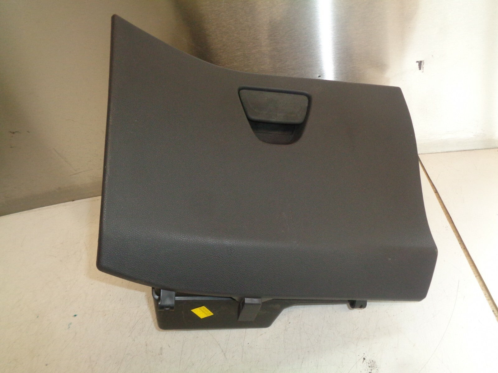 FORD FIESTA 2016 MK7 5 DOOR HATCHBACK GLOVE BOX BA61A06010BD