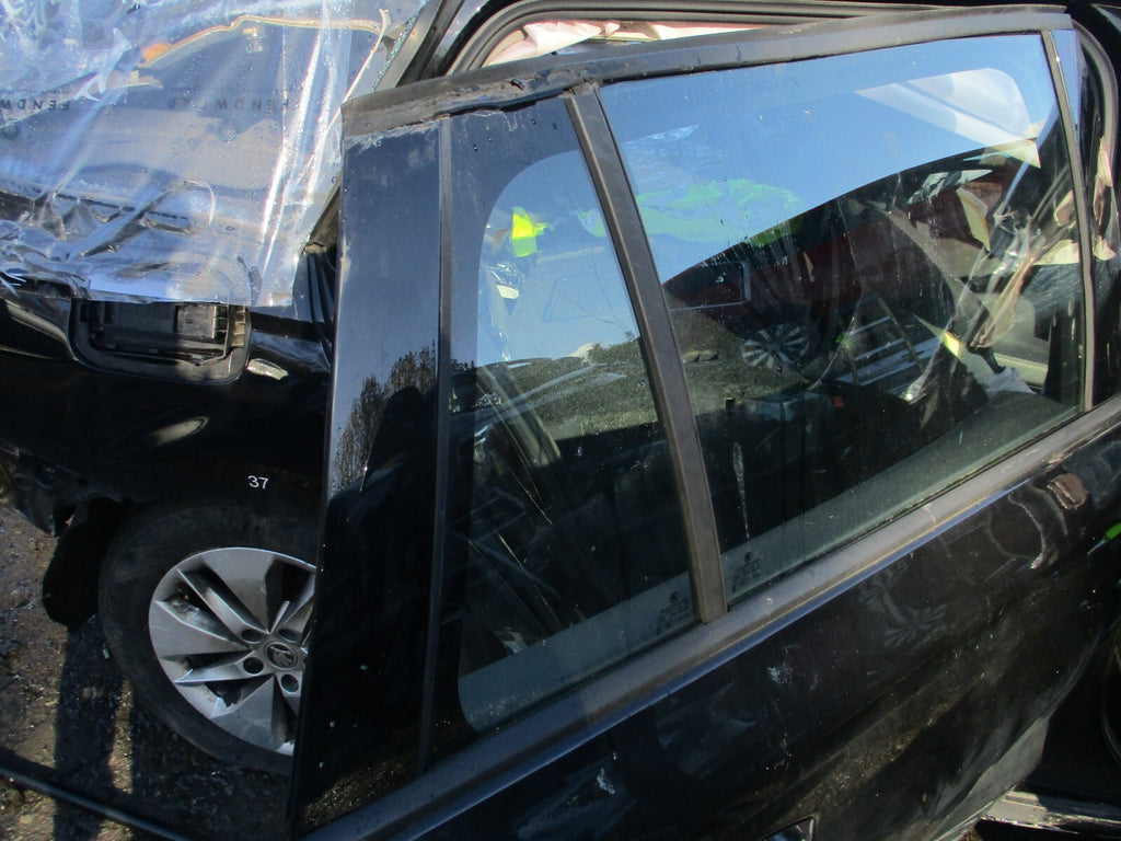 2023 SKODA OCTAVIA MK4 NX ESTATE OSR DRIVER SIDE REAR QUARTER WINDOW GLASS