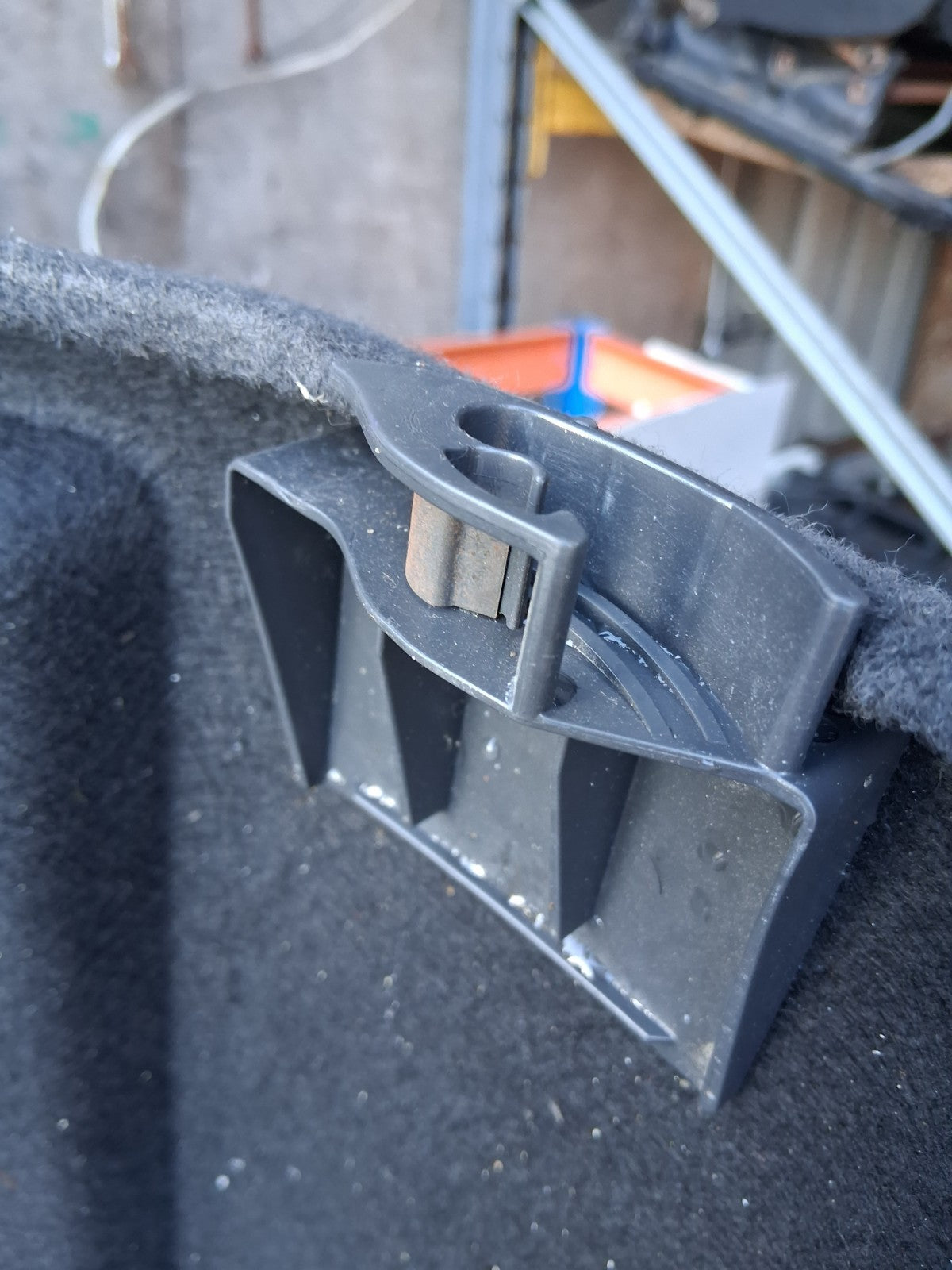 2006 VAUXHALL ASTRA H REAR LOAD STORAGE COVER PARCEL SHELF 332004790