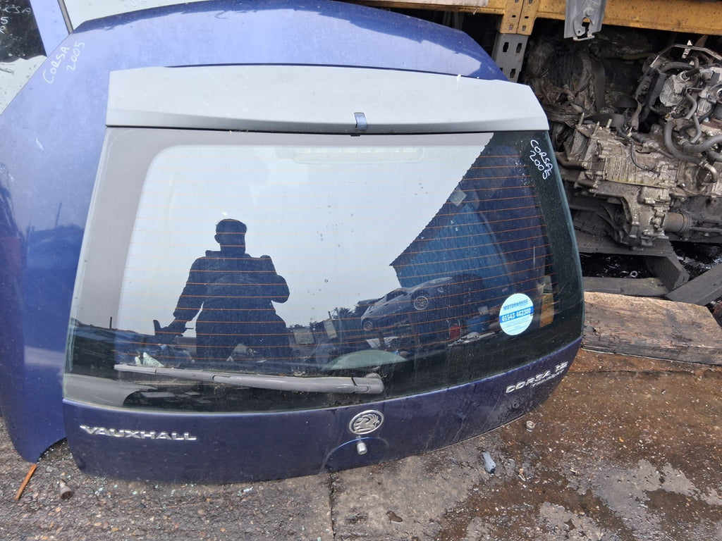 2005 VAUXHALL CORSA C COMPLETE REAR TAILGATE BOOTLID BLUE
