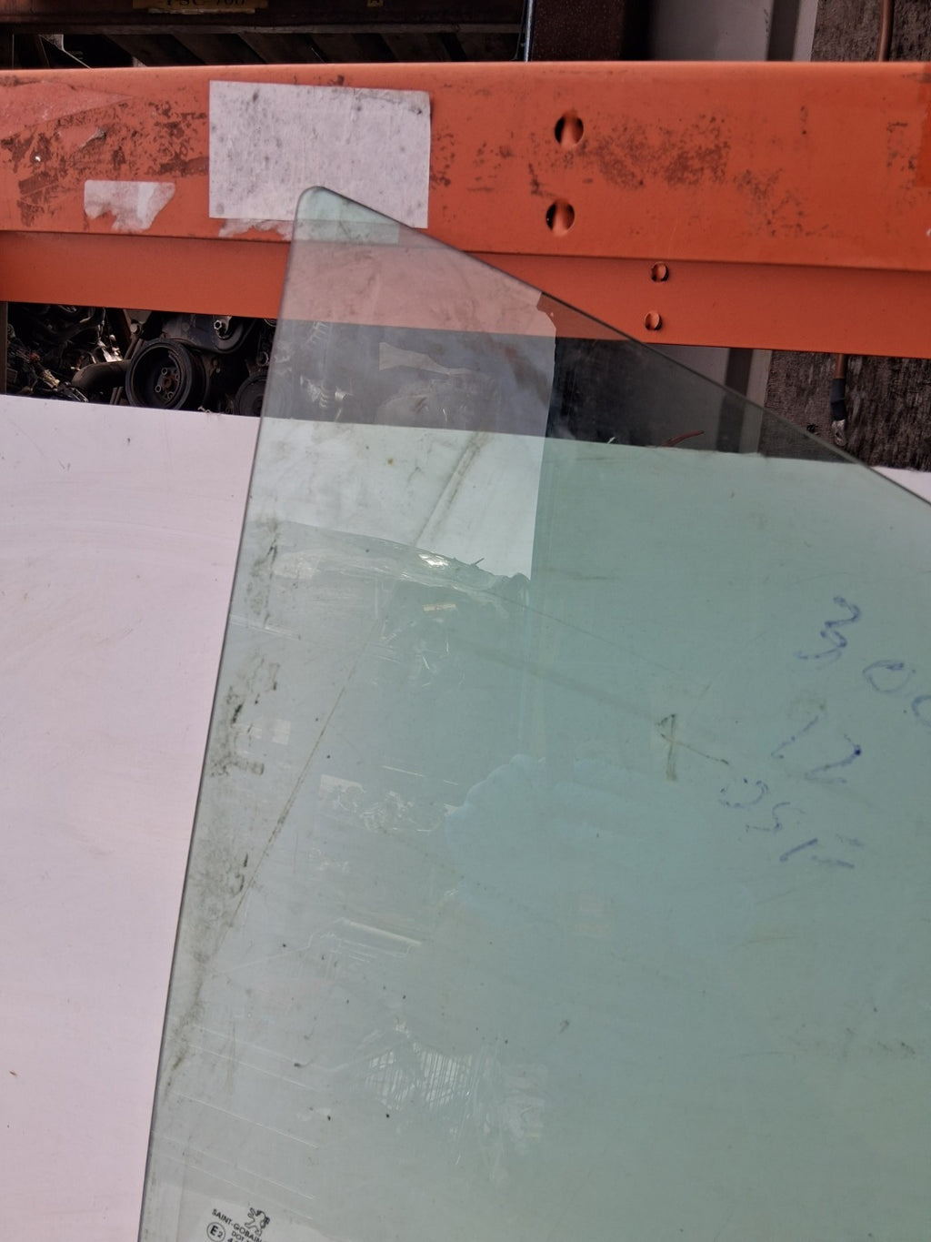 2012 PEUGEOT 3008 MK1 OSF DRIVER SIDE FRONT RIGHT WINDOW GLASS