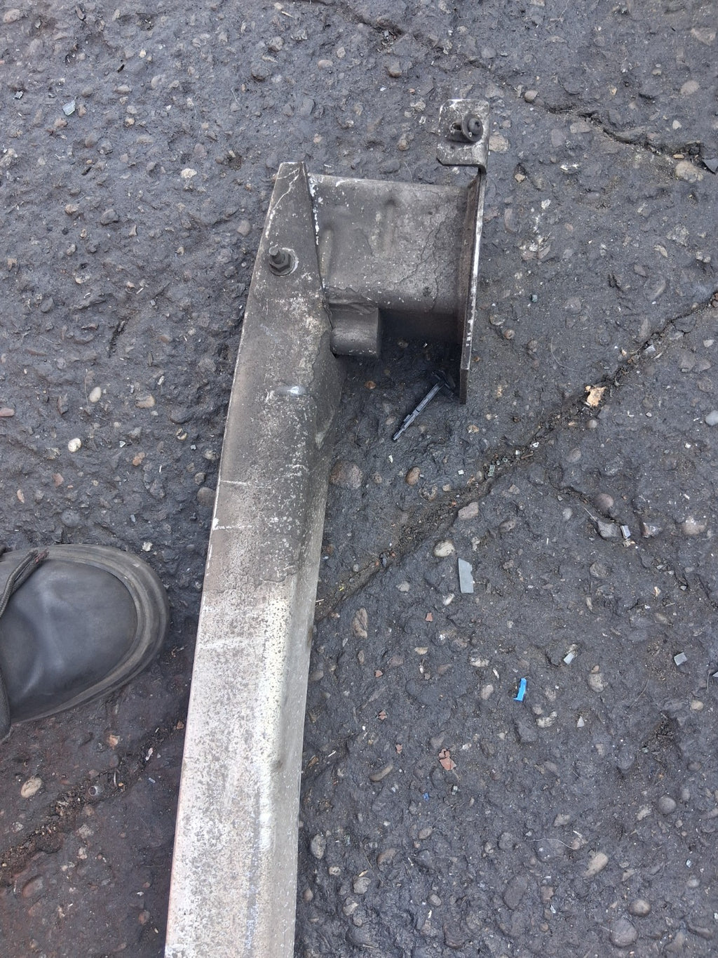 2013 CITROEN C4 MK2 REAR BUMPER CRASH IMPACT REINFORCEMENT BAR