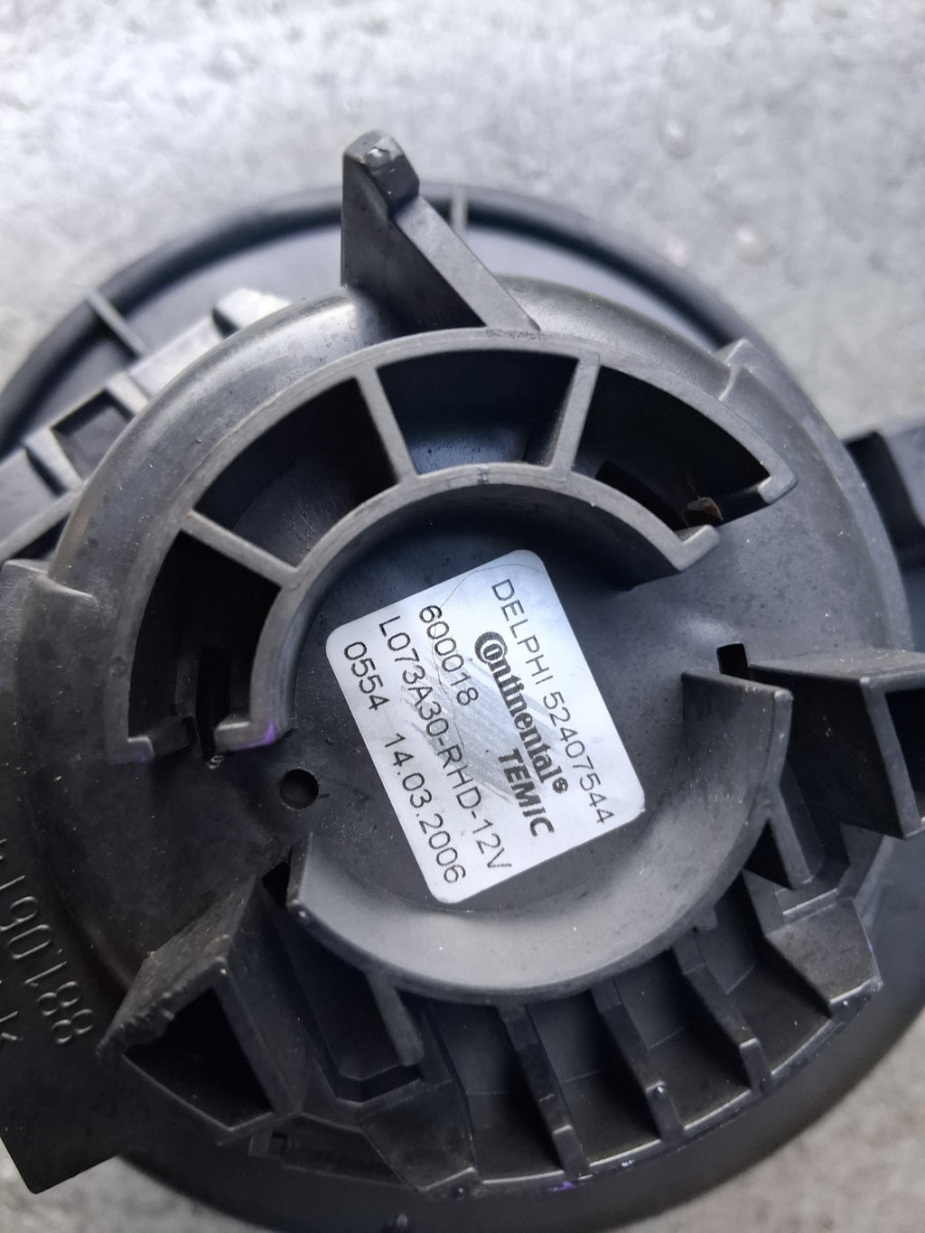 VAUXHALL ASTRA H 2006 BLOWER HEATER FAN MOTOR 52407544