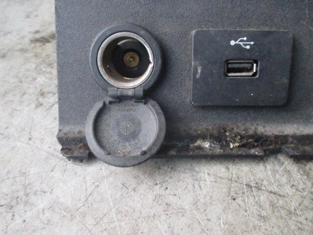 2021 FORD TRANSIT USB PORTS 12V POWER SOCKET  JK21V044K62