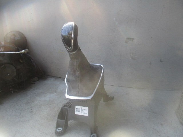 2019 VAUXHALL INSIGNIA GEAR STICK SELECTOR KNOB GAITER 341183650