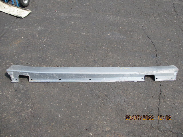 BMW 5 SERIES E60 E61 OS DRIVER SIDE SKIRT VALANCE GREY 7033760