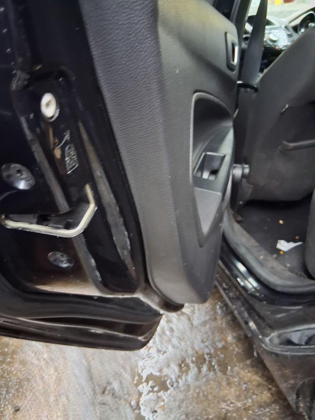 2014 FORD FIESTA MK7 NSR PASSENGER SIDE REAR COMPLETE DOOR PANTHER BLACK DC