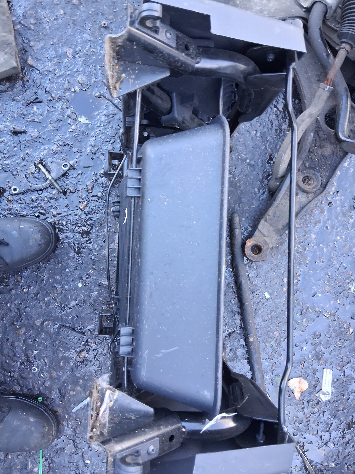 2023 RENAULT MASTER MK3 OSF DRIVER SIDE FRONT SEAT BASE SUPPORT BOX 871130001R
