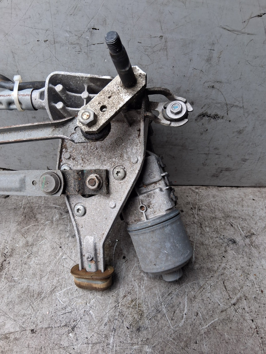 2012 PEUGEOT 208 1.2 PETROL FRONT WINDSCREEN WIPER MOTOR & LINKAGE 9673917180