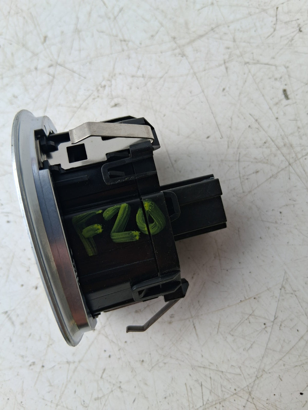 BMW 1 SERIES F20 2015 START STOP IGNITION BUTTON 925073402