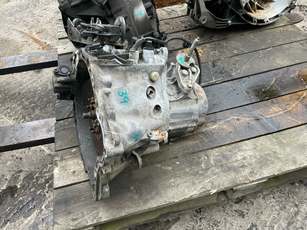 2002 PEUGEOT 307 2.0 DIESEL 5 SPEED MANUAL GEARBOX 20DM09 GB39