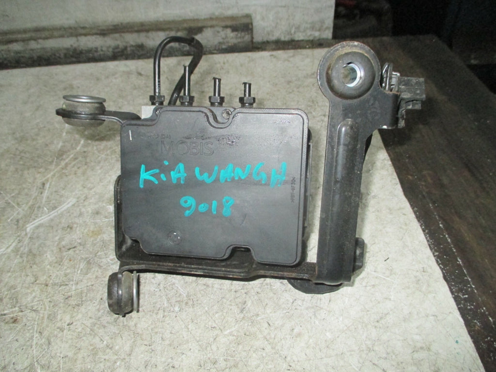 KIA VENGA 2018 ABS PUMP AND MODULATOR 1P58920950