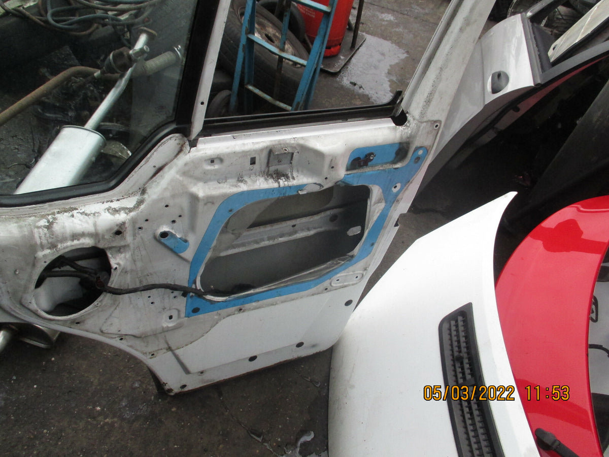 FORD TRANSIT 2009 MK7 OSF FRONT DRIVER SIDE COMPLETE DOOR WHITE