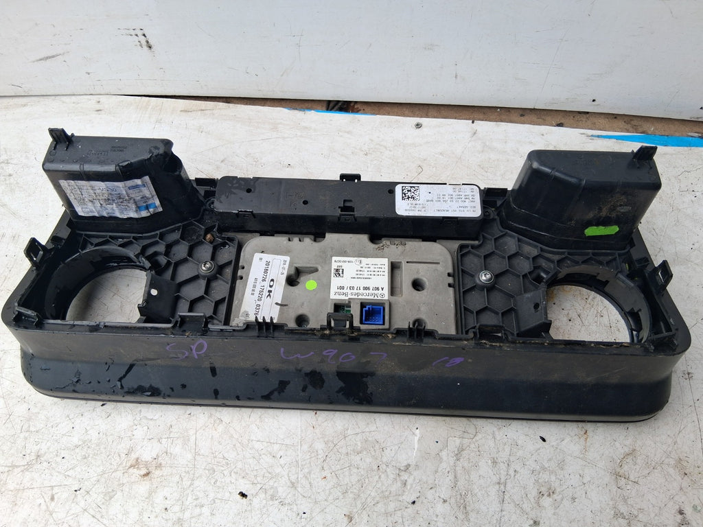 2018 MERCEDES BENZ SPRINTER W907 SCREEN DISPLAY SAT NAV A9079001703