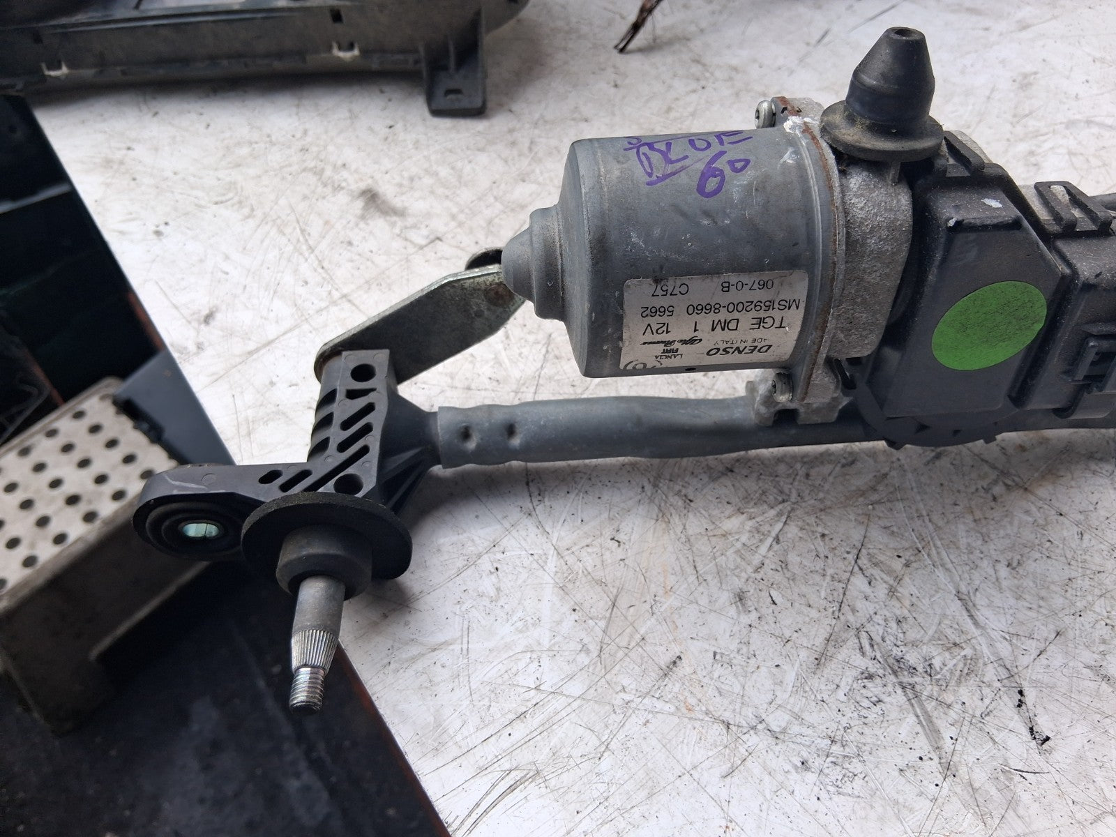 2010 FIAT 500 LOUNGE MK1 FRONT WINDSCREEN WIPER MOTOR LINKAGE MS1592008660