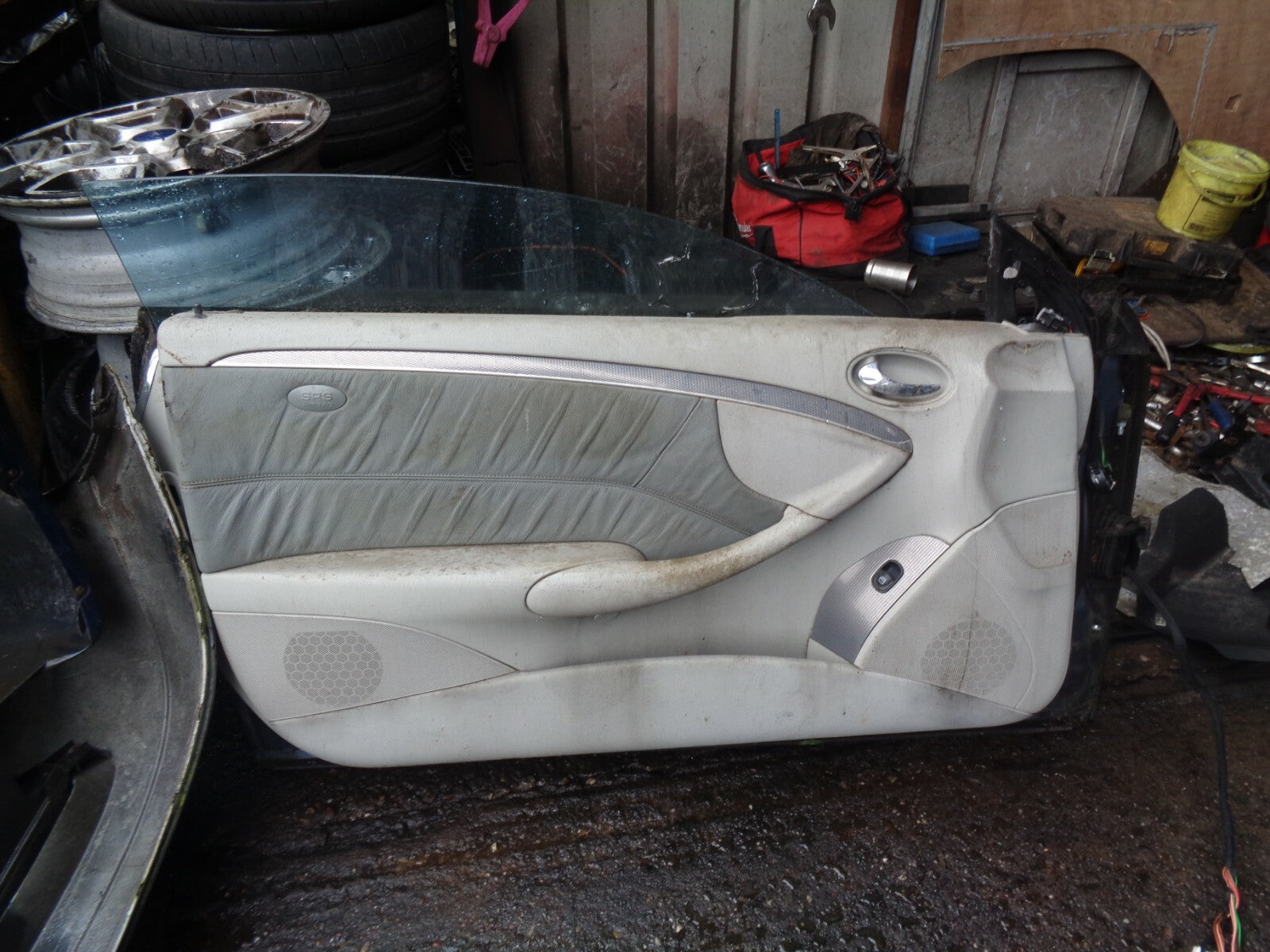 MERCEDES BENZ W209 COMPLETE FRONT PASSENGER LEFT SIDE DOOR BLUE